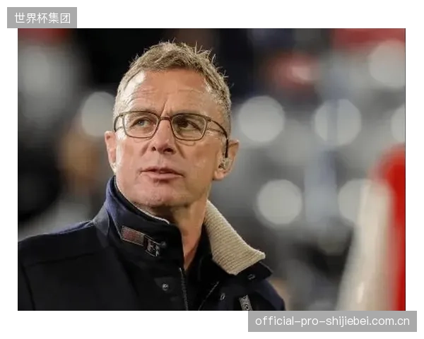 朗尼克战术要求中场高强度覆盖，莱默尔成为体系关键执行者。